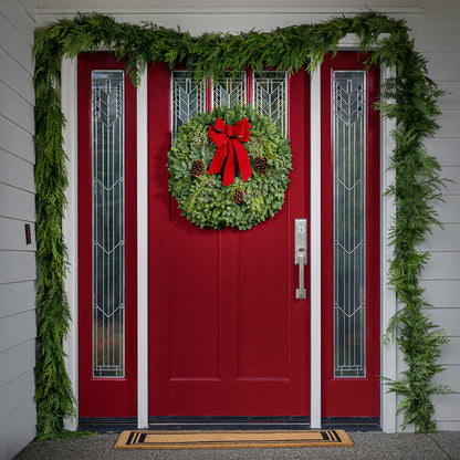 Christmas The Traditional Wreath